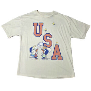 Peanuts Snoopy USA Graphic T-Shirt Beige Cream Mad Engine Peanuts Gang Size M